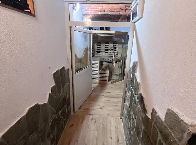 Domacija Paternoster *