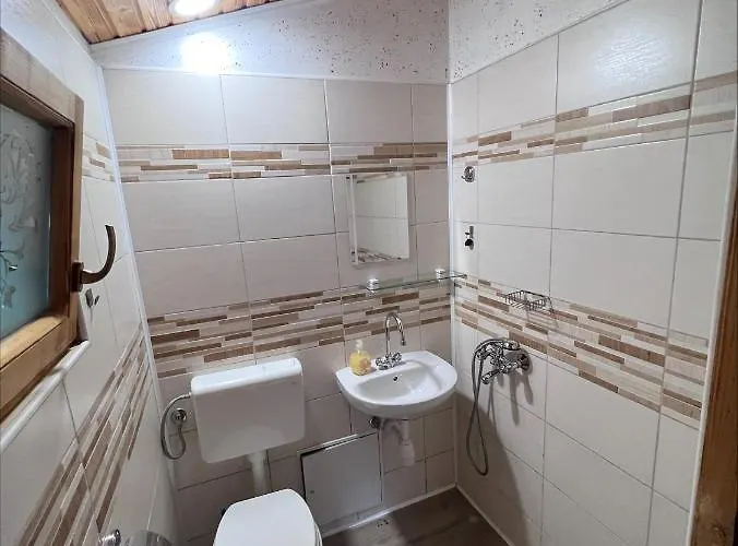 Domacija Paternoster Litija